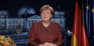 Angela Merkelová ve svém novoročním projevu vyzvala k soudržnosti a respektu